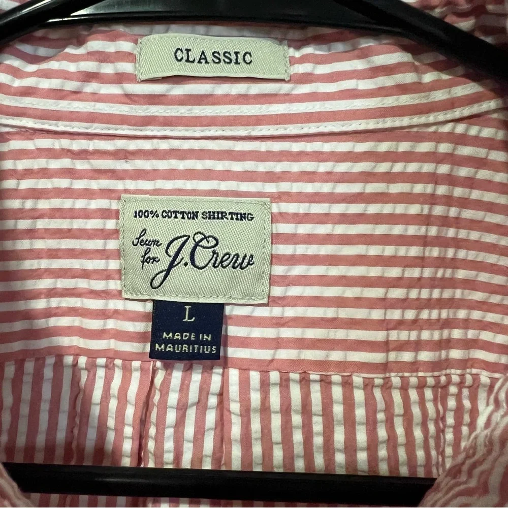 J. Crew Pink and White Seersucker Button Down Short Sleeved Shirt size Large